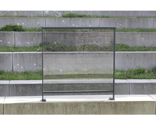 Gartenzaun Windschutz aus Glas und Metall