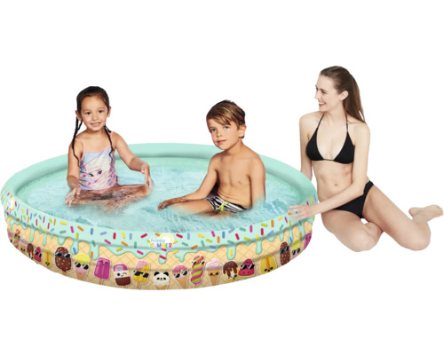Piscine pour enfants avec motif de crème glacée, avec des enfants et une femme