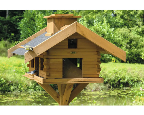 Nichoir en bois avec silos à nourriture et oiseaux