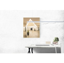 Dekorative Innenraumdarstellung mit Beleuchtung und Büromöbeln