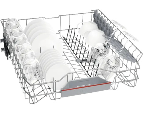 Geschirrspülerkorb mit Geschirr