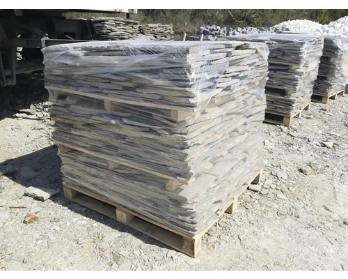 Pavés emballés sur palette pour le transport