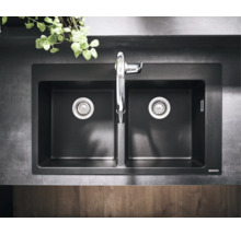 Évier double avec robinet pour la cuisine