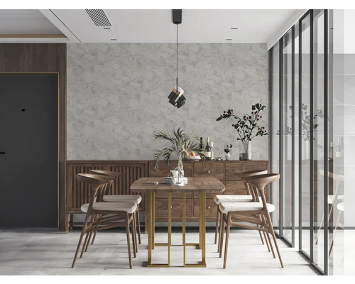 Salle à manger avec table en bois, chaises, buffet et éclairage décoratif pour un espace de vie élégant