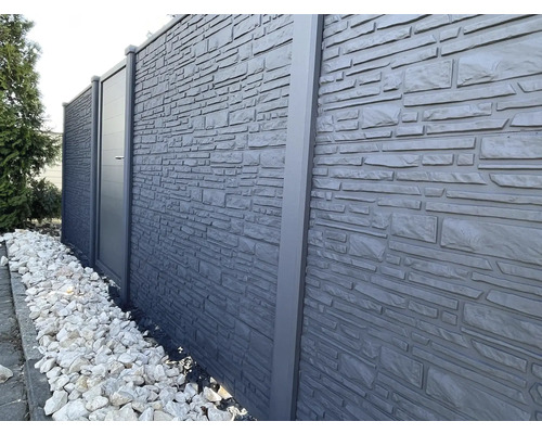 Mur de jardin avec porte et aspect pierre