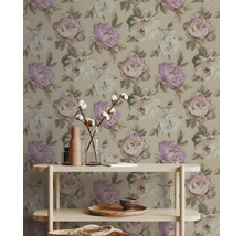 Papier peint à motif floral dans une pièce d''habitation