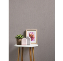 Vliestapete mit Textiloptik im Wohnraum