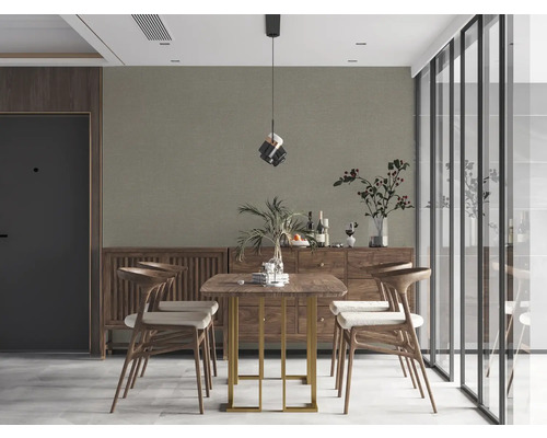 Esszimmer mit Holztisch, Stühlen und Sideboard im modernen Design