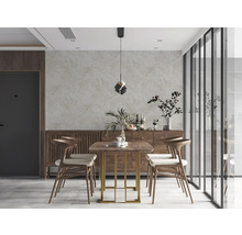 Esszimmer mit Esstisch, Stühlen und Anrichte im modernen Design