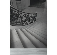 Treppe mit dekorativem Geländer