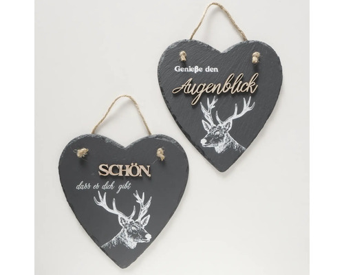 Zwei herzförmige Schiefertafeln mit Hirschmotiv und deutschen Sprüchen