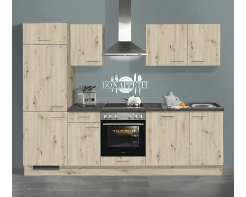 Cuisine complète avec éléments hauts, évier, cuisinière et hotte aspirante