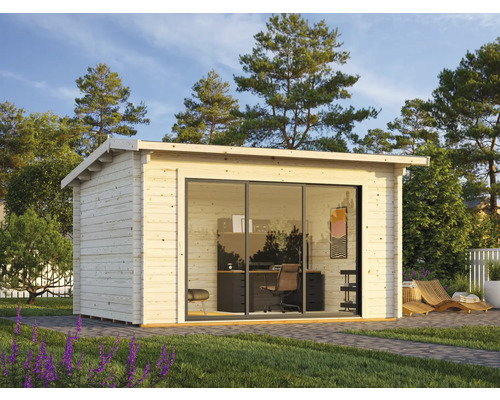 Maison de jardin en bois avec porte coulissante et mobilier de bureau dans le jardin
