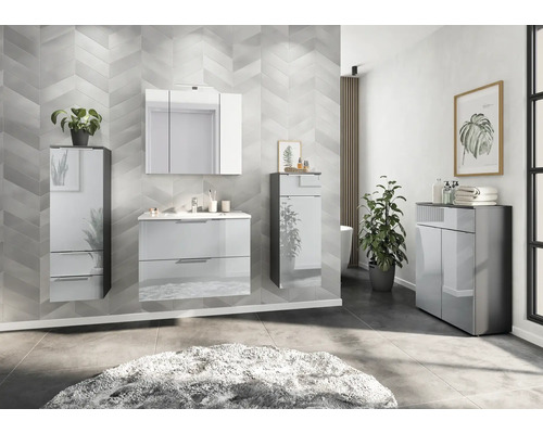 Salle de bains avec meuble-lavabo, armoire de toilette, armoire haute et commode au design lumineux