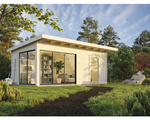 Maison de jardin moderne en bois avec façade en verre dans le jardin