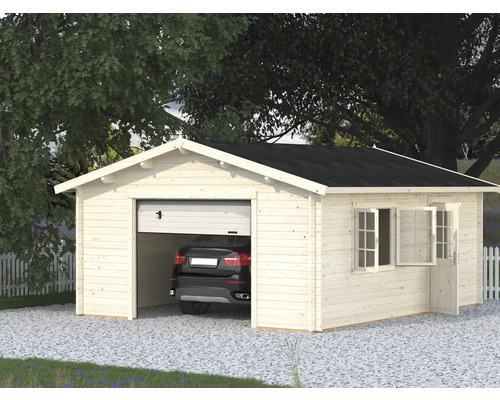 Garage en bois avec porte de garage, fenêtre et porte, avec une voiture en arrière-plan