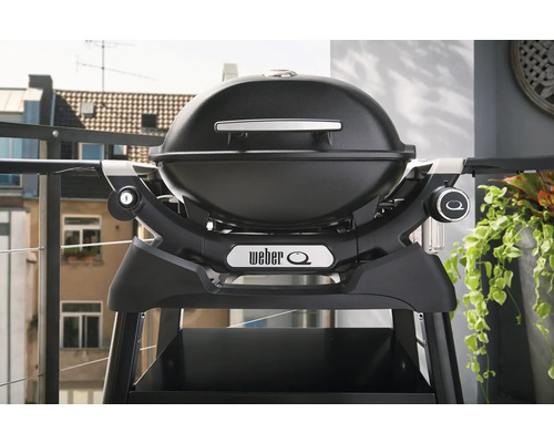 Weber Q Grill auf einem Balkon