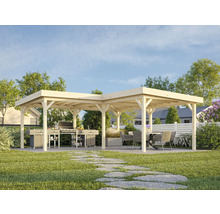 Quadratischer Pavillon aus Holz mit Grillbereich und Sitzgelegenheit im Garten.