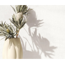 Dekorative Kunstblumen in einer Vase