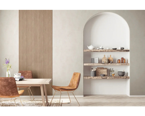 Esszimmer mit Esstisch, Stühlen und Regalen in einer Nische