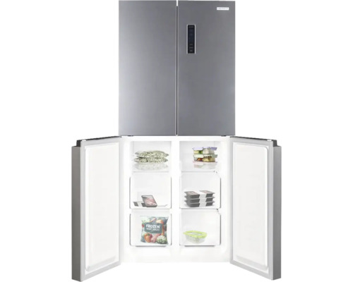 Freistehender Side-by-Side Kühlschrank mit geöffneten Türen und Lebensmitteln im Inneren