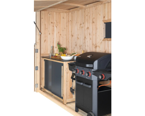 Cuisine d''extérieur en bois avec barbecue et plan de travail