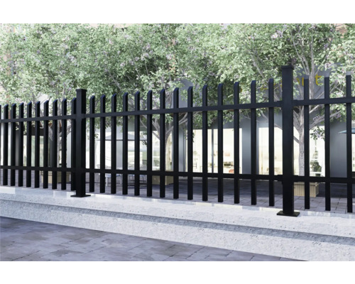 Clôture métallique avec barreaux droits et latte horizontale