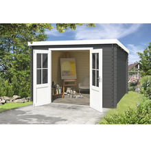 Abri de jardin en bois avec portes doubles ouvertes, contenant un chevalet avec une toile