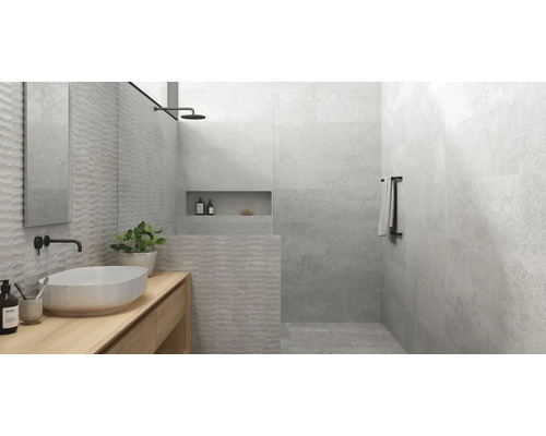 Modernes Badezimmer mit grauen Fliesen, Waschbecken und Dusche