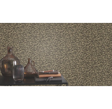 Tapete mit Blattmuster im Innenraum