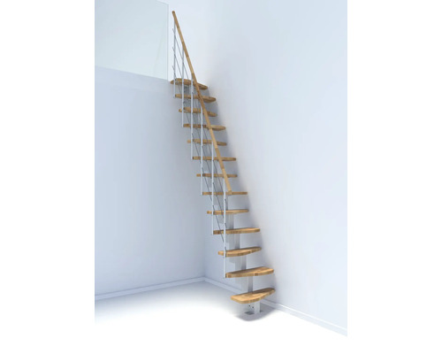 Raumspartreppe aus Holz und Metall im Wohnraum