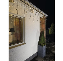 Façade de maison avec guirlande lumineuse LED pour l''extérieur