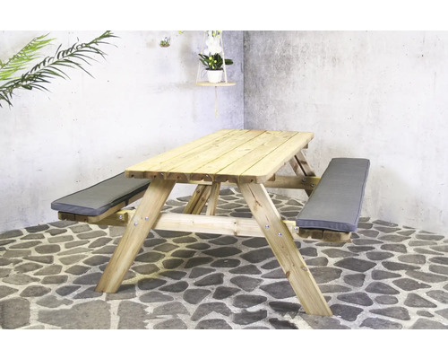 Table de pique-nique en bois avec coussins d''assise
