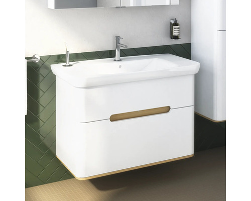 Waschtischunterschrank mit Waschbecken und Armatur im Badezimmer