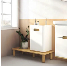 Badezimmer Waschbeckenunterschrank mit Regal und Dekoration