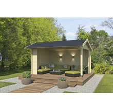 Holz Gartenhaus mit Möbeln auf einer Terrasse