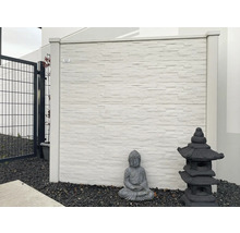 Clôture de protection visuelle aspect pierre, statue de Bouddha et lanterne japonaise en pierre