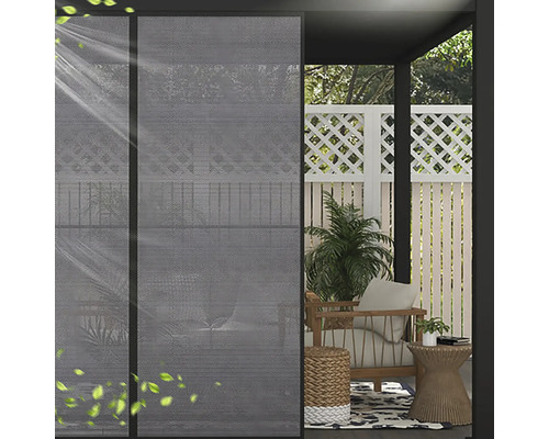 Terrasse avec paravent, mobilier de jardin et plantes