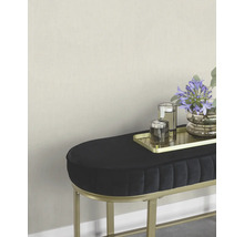 Banquette rembourrée avec structure métallique, table d''appoint avec décoration