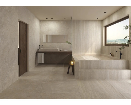 Modernes Badezimmer mit Badewanne, Waschtisch und Spiegel