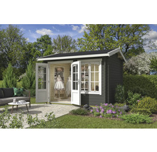 Abri de jardin avec portes doubles ouvertes et fenêtre dans le jardin