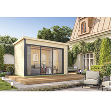 Maison de jardin avec porte coulissante en verre et terrasse dans le jardin