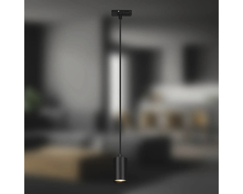 Schwarze Hängelampe mit zylindrischem Schirm für Innenräume