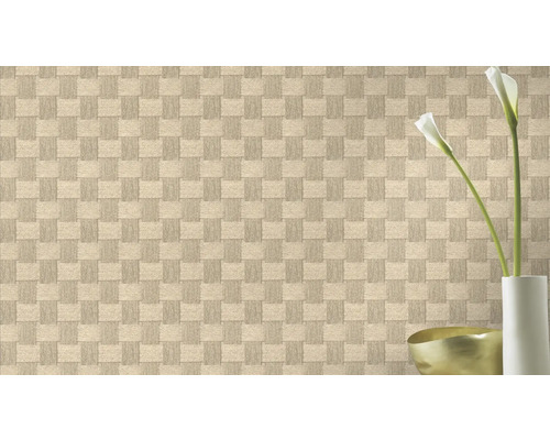 Gemusterte Tapete mit Flechtdesign für Innenräume.