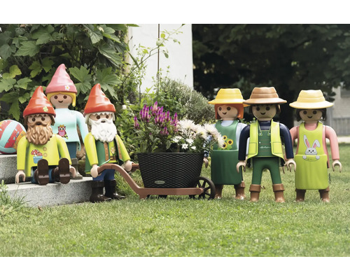 Ensemble de jardin de figurines Playmobil avec brouette et fleurs