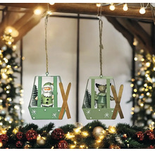 Zwei grüne Gondel-Weihnachtsbaumschmuckstücke mit Weihnachtsmann und Elchfigur