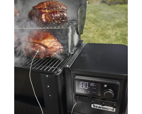 Grill avec viande et affichage de la température