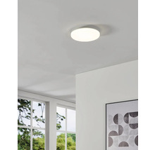 Runde Deckenleuchte an der Zimmerdecke