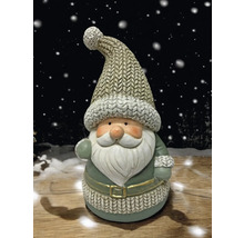 Dekorativer Weihnachtsmann mit Strickmütze als festliche Dekoration