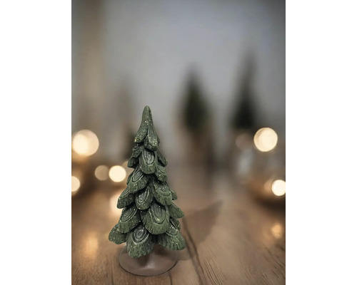 Dekorativer Weihnachtsbaum aus Keramik